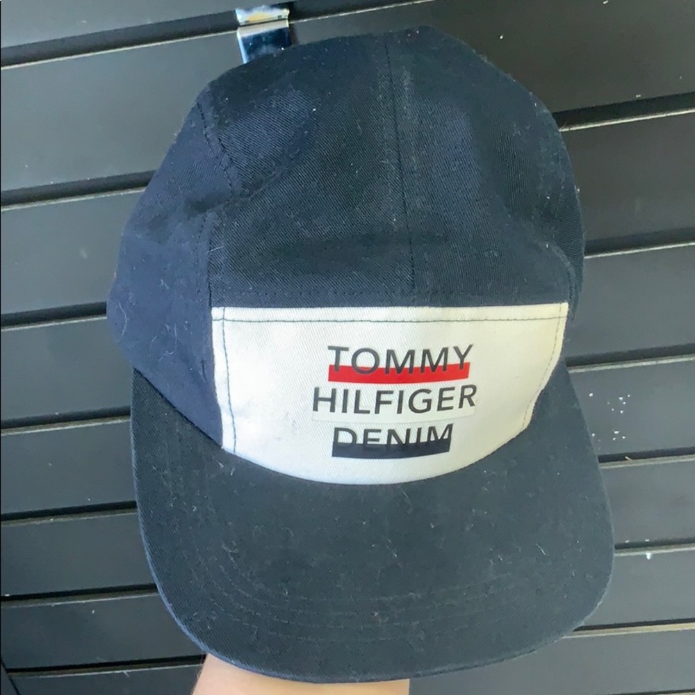 Tommy Hilifiger baseball cap